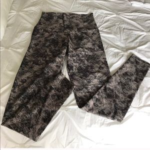 Onzie high waisted legging